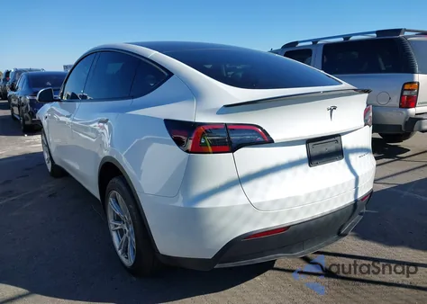 2023 Tesla Model Y Awd/Long Range Dual Motor All-Wheel Drive from USA, damaged, VIN 7SAYGDEE6PA063612